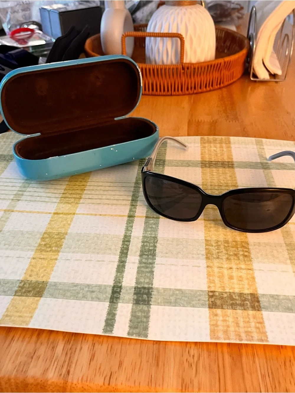 Authentic Robert Marc NYC 572-1  Vintage Sunglasses Black & Baby Blue With Case